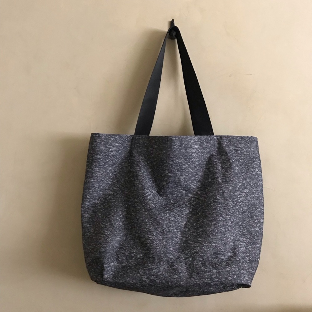 FREE PINK Victoria's Secret Grey Tote - Picture 3 of 5